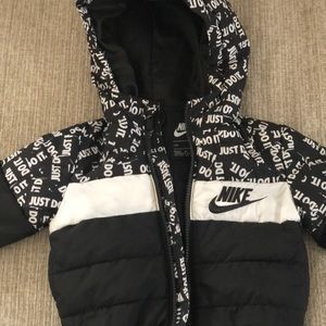 Toddler used Nike coat